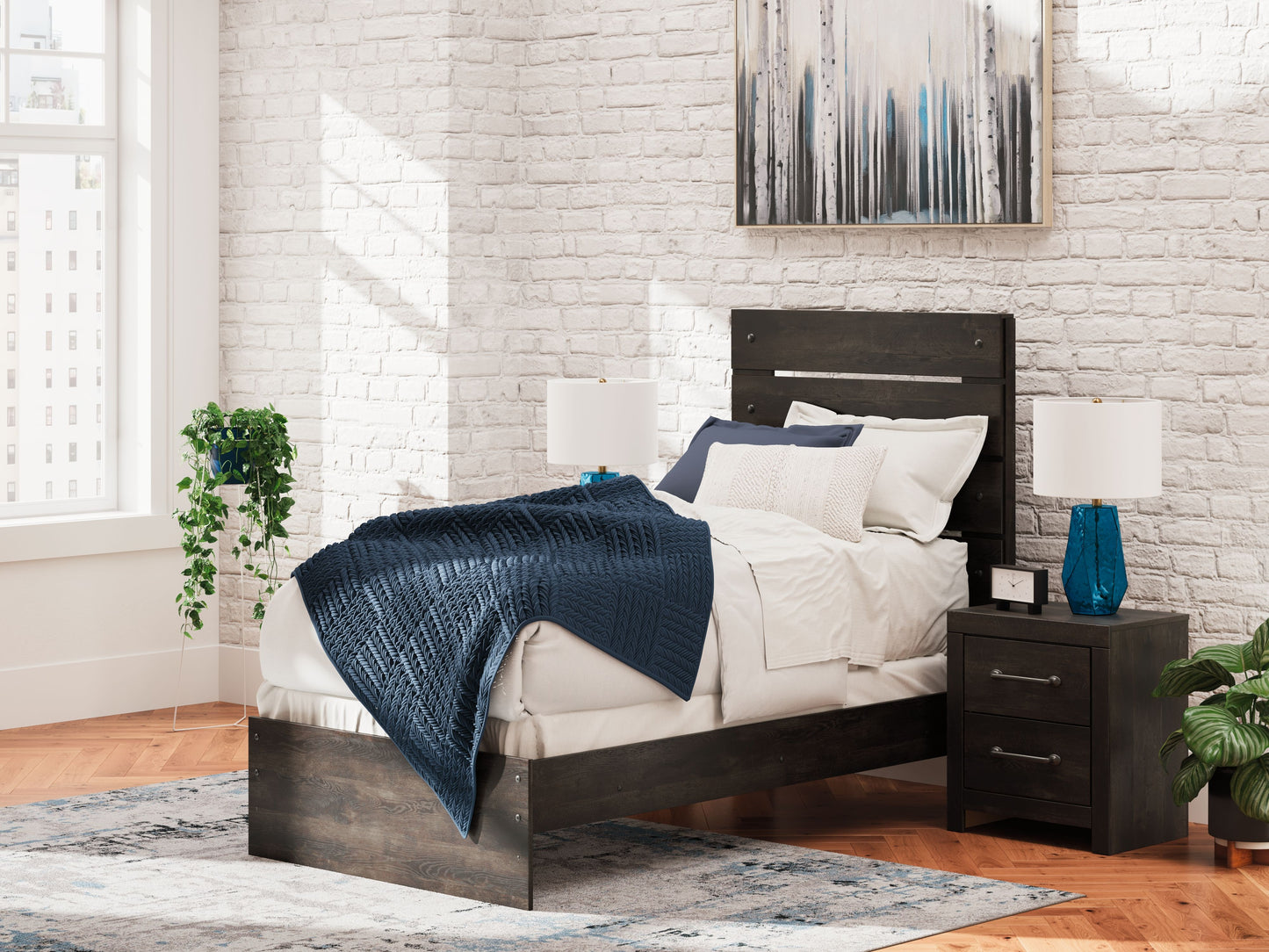 Delmorta - Panel Bed